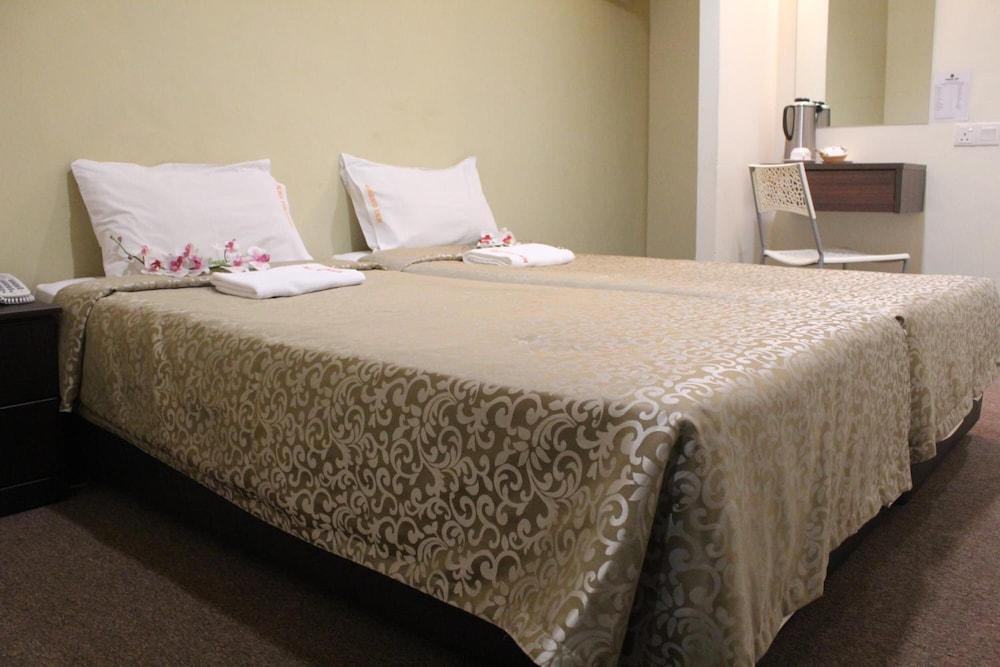 Grand Inn Hotel - Macalister Road Τζωρτζ Τάουν Εξωτερικό φωτογραφία