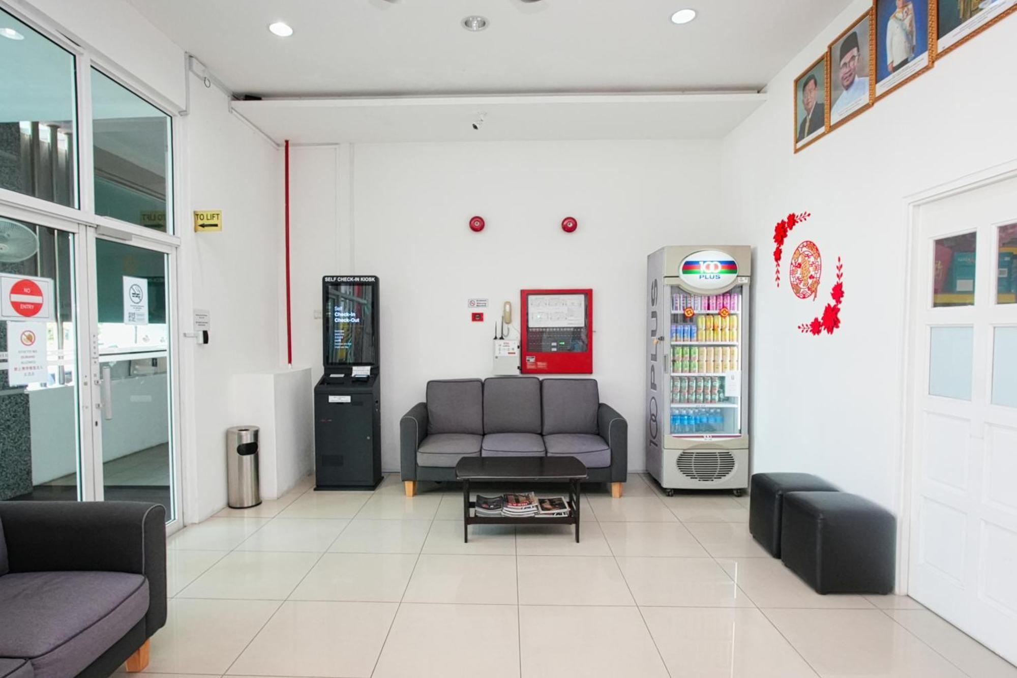 Grand Inn Hotel - Macalister Road Τζωρτζ Τάουν Εξωτερικό φωτογραφία