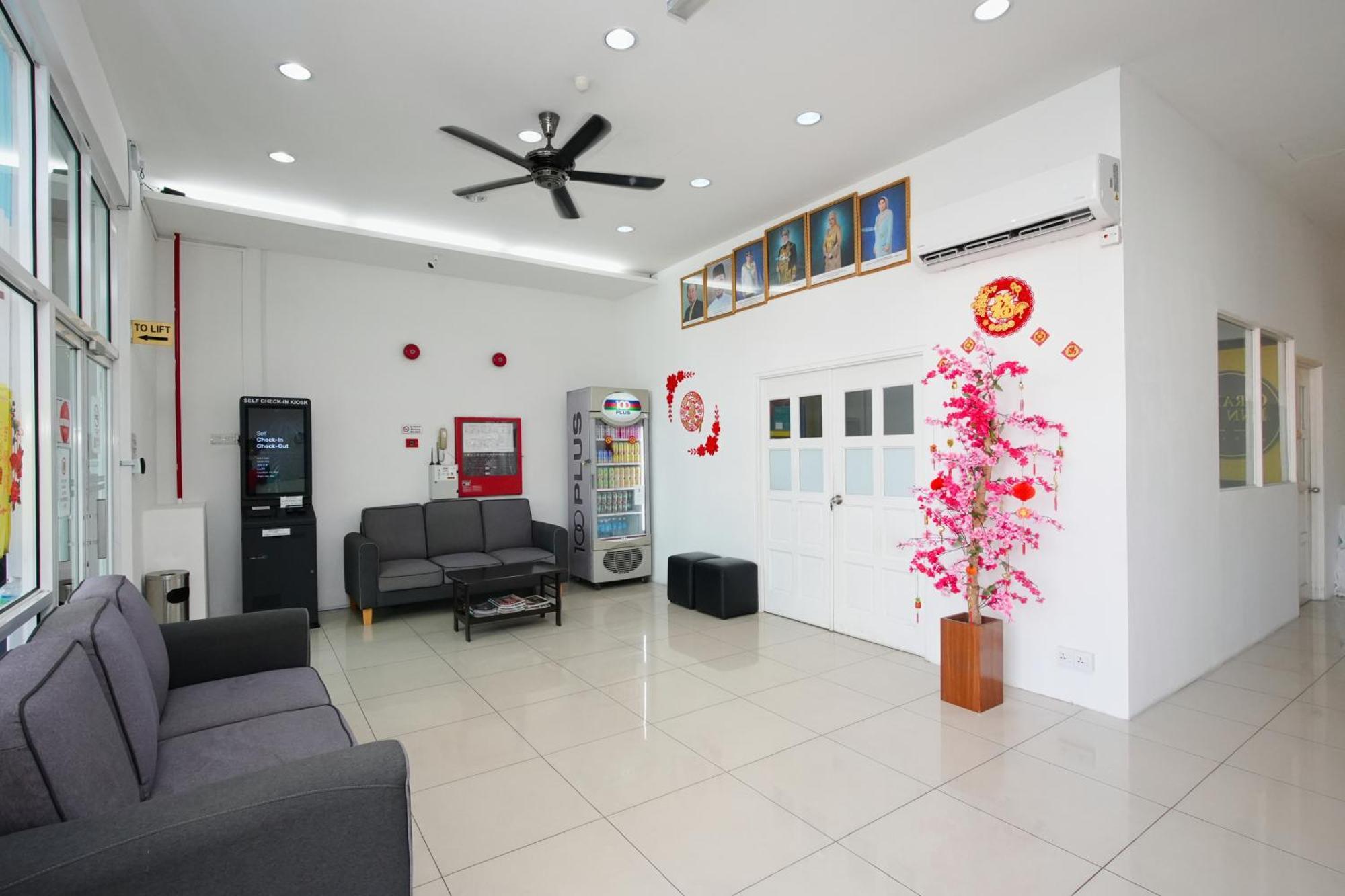 Grand Inn Hotel - Macalister Road Τζωρτζ Τάουν Εξωτερικό φωτογραφία
